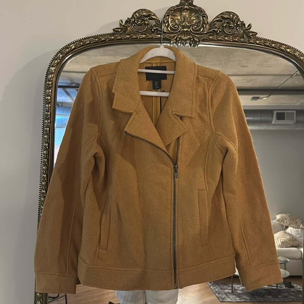 TAHARI Jacket - WITH TAG NEVER WORN